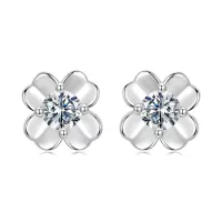 Обетки  Flower moisanit Ninabox®