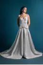  Modern Corset  Shape Wedding Dress